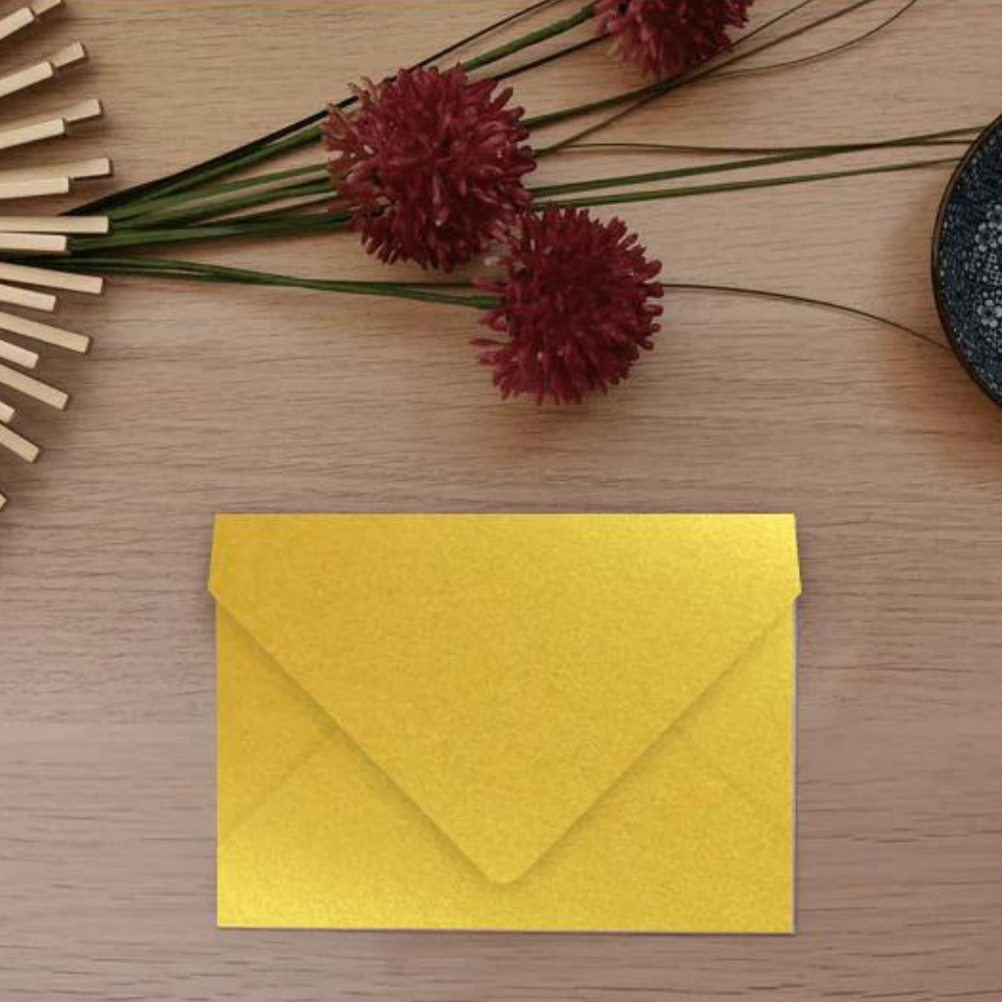 Envelope Majestic Mellow Yellow C6 Favini