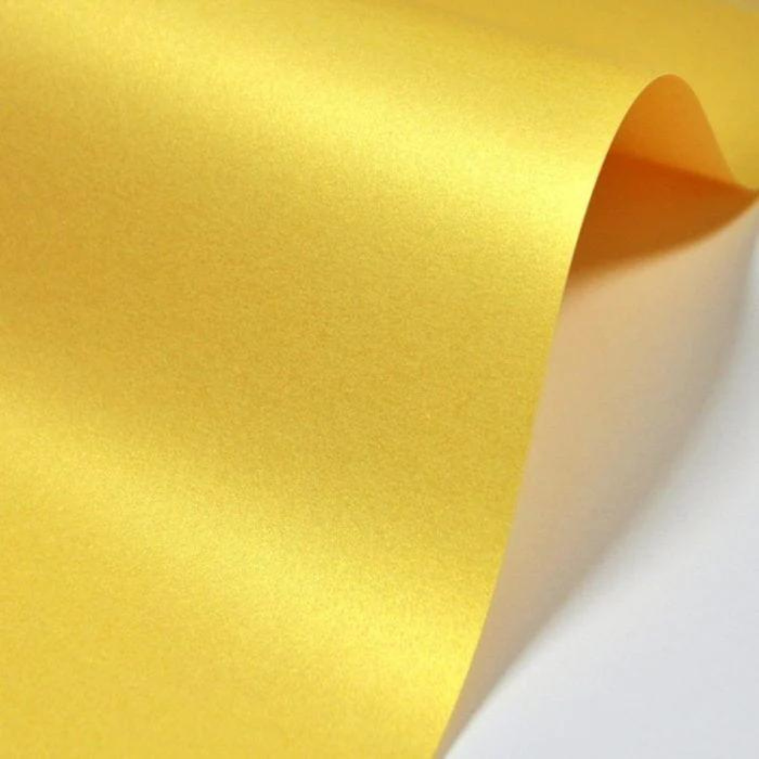 Envelope Majestic Mellow Yellow C6 Favini